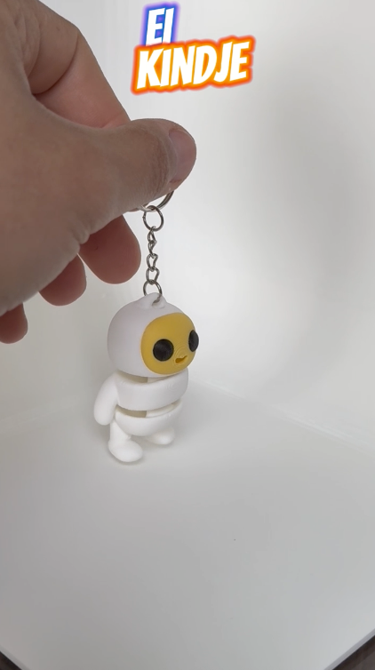 Demonstratievideo van Egg Boy – hand toont het speelse, kindvriendelijke 3D-speeltje met sleutelhanger.