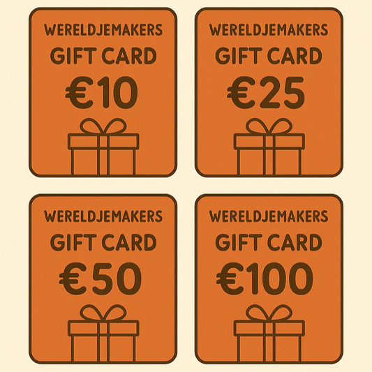 Vier WereldjeMakers cadeaubonnen in waarden van €10, €25, €50 en €100 met een oranje achtergrond en cadeautjesymbool.